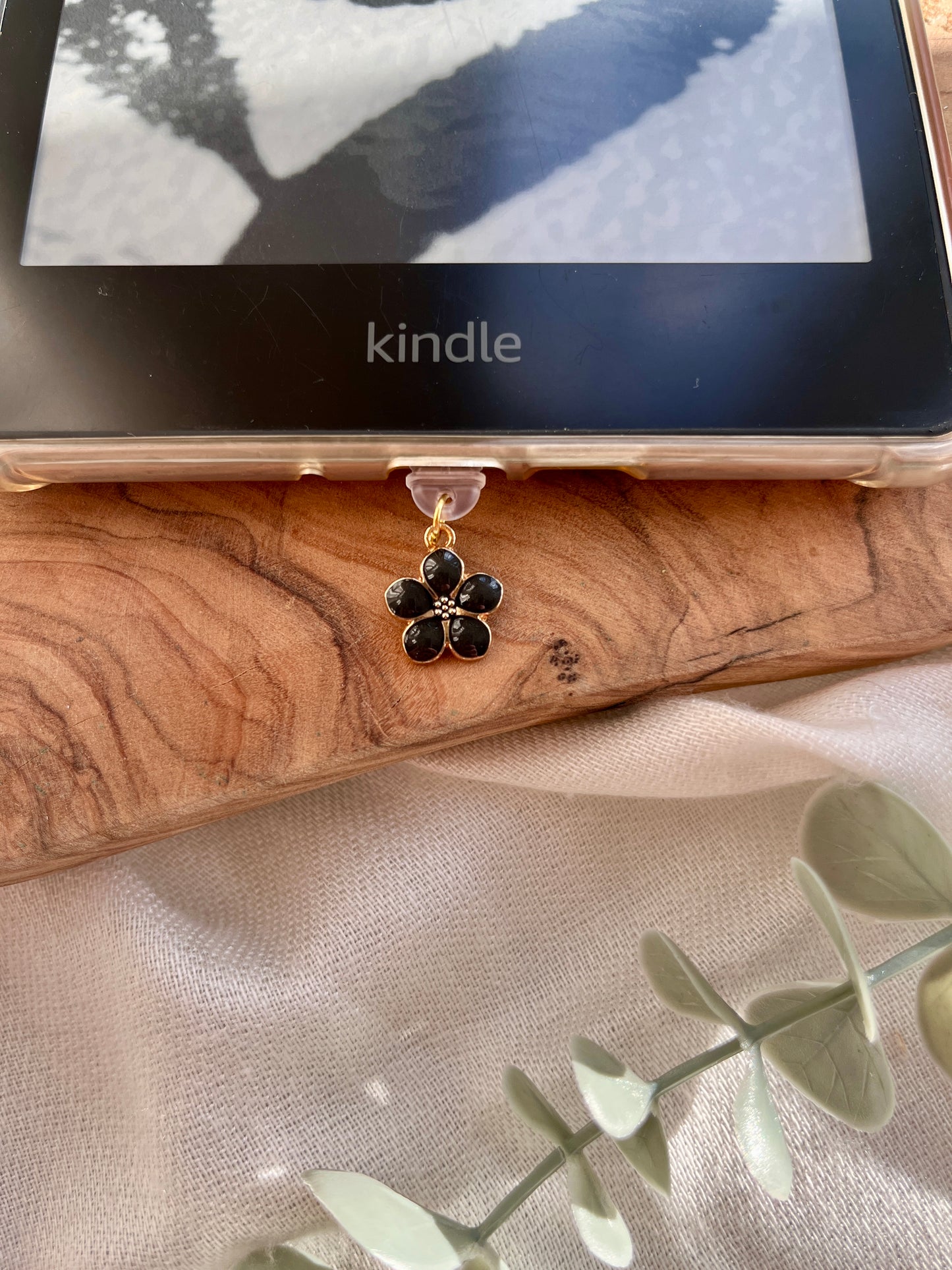 Kindle Dust Plug Charms