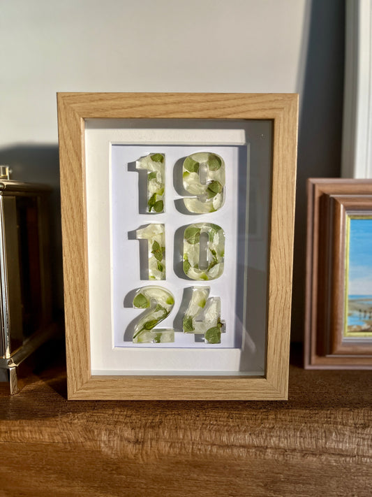 Special Date Flower Preservation Frame | Oak Wood